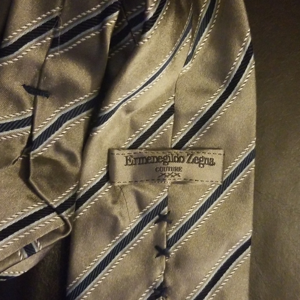 Ermenegildo Zegna Couture tie.